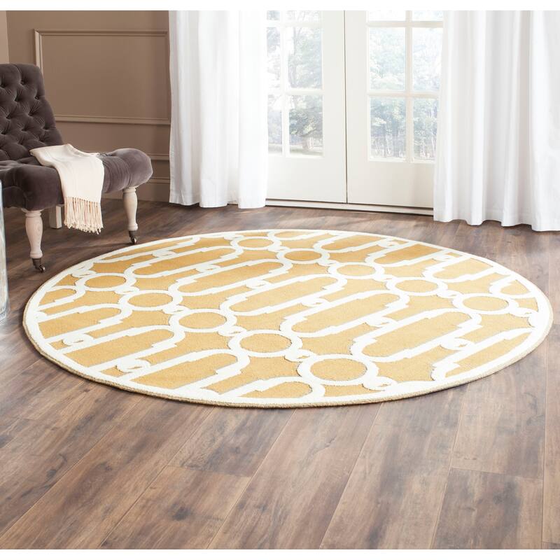 SAFAVIEH Handmade Newport Taina Modern Cotton Rug - 6' Round - Olive/White