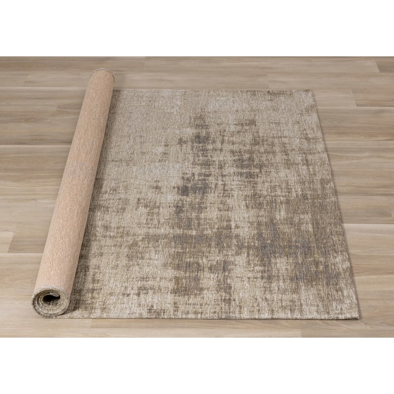 Kylie Collection - Cream/ Beige Distressed Rug - 5'1" x 7'7"