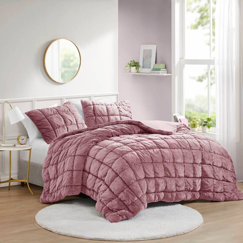Intelligent Design Velvet Dream Puff 3 Piece Comforter Set