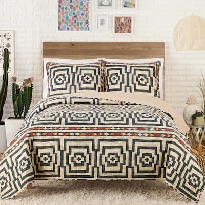 Hypnotic Black/Cream 100% Cotton Quilt Set by Jungalow