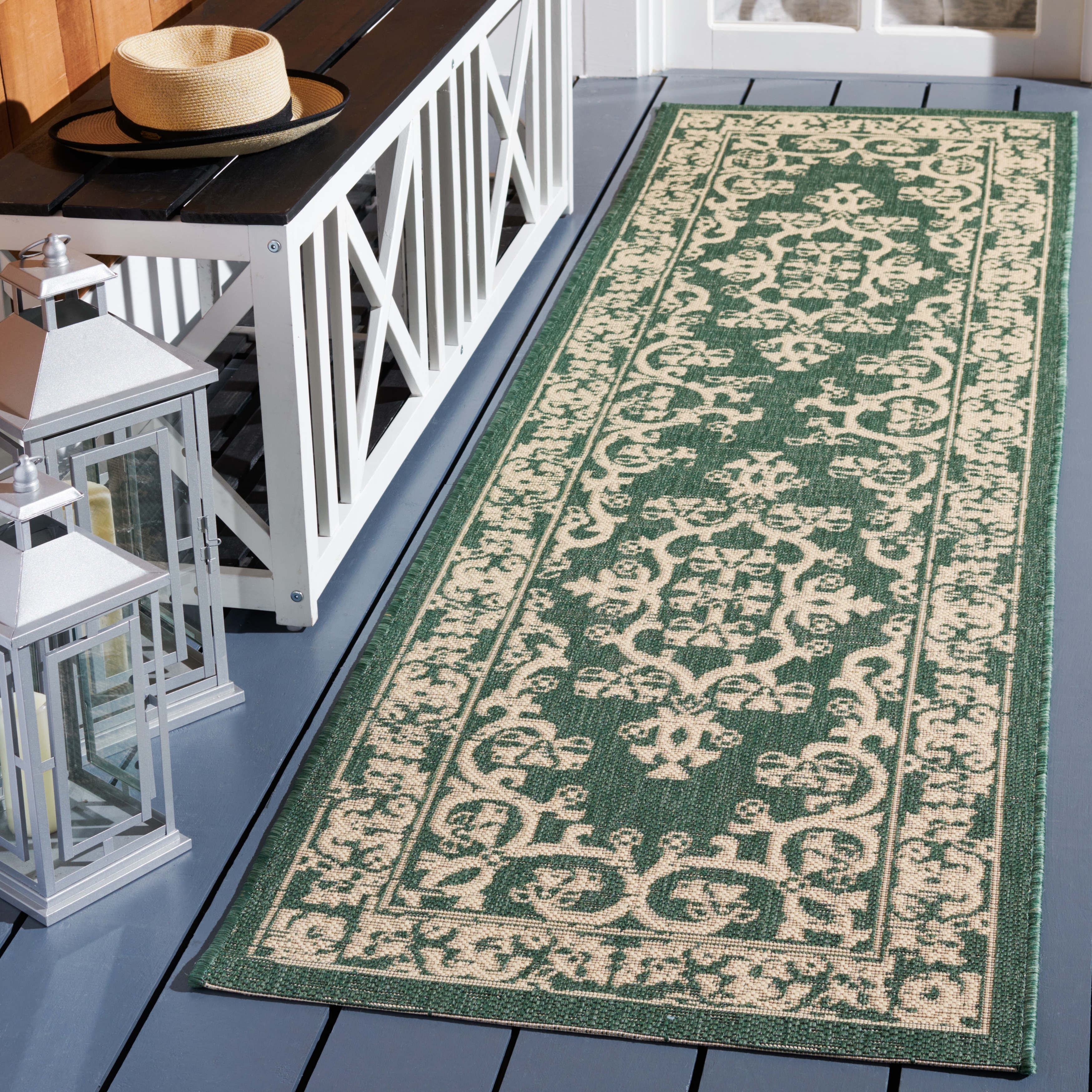 SAFAVIEH Courtyard Ankje Crosshatch Indoor/ Outdoor Waterproof Rug - On  Sale - Bed Bath & Beyond - 32241349