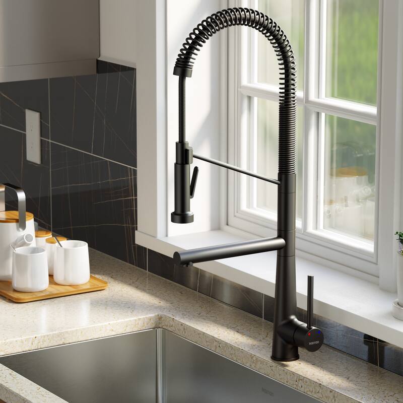 Karran Tumba Single-Handle Pull-Down Sprayer Kitchen Faucet
