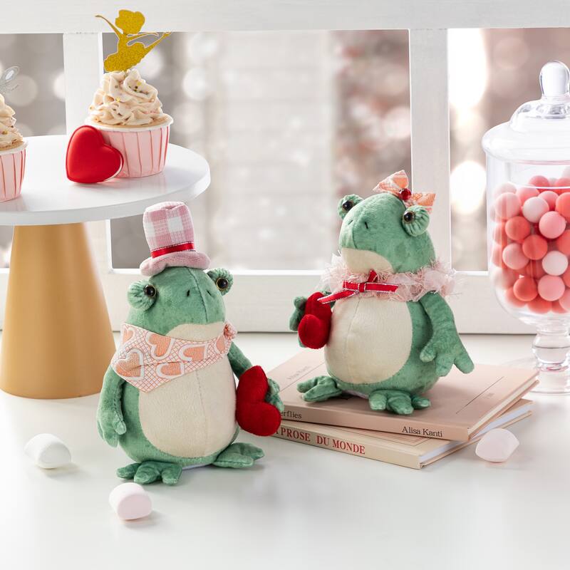 Glitzhome Set of 2 Valentine's Frog Couple Figurine Table Decor