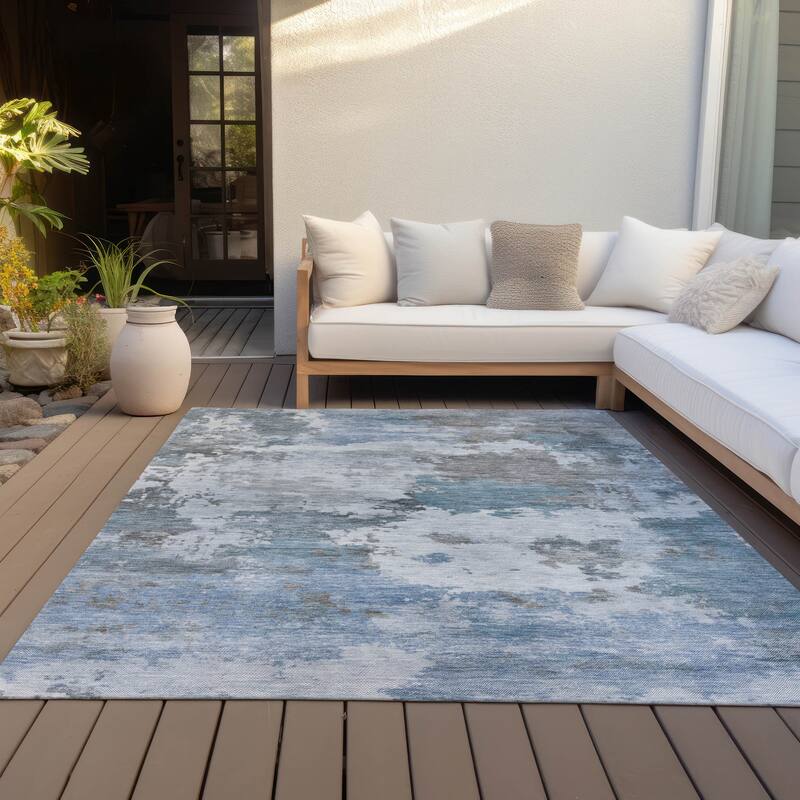 Machine Washable Indoor/Outdoor Abstract Blend Chantille Rug - Blue - 5' x 7'6"