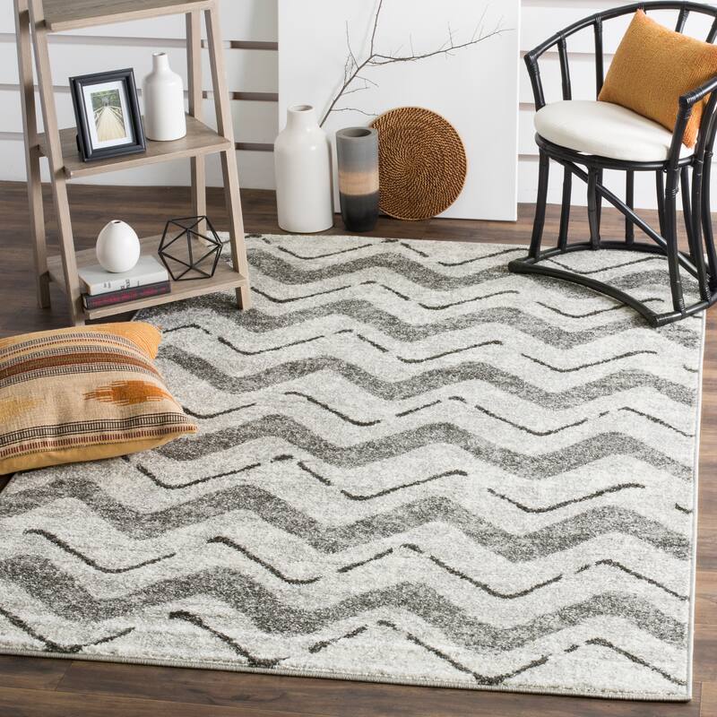SAFAVIEH Adirondack Elfride Vintage Boho Oriental Rug - 3' x 5' - Silver/Charcoal