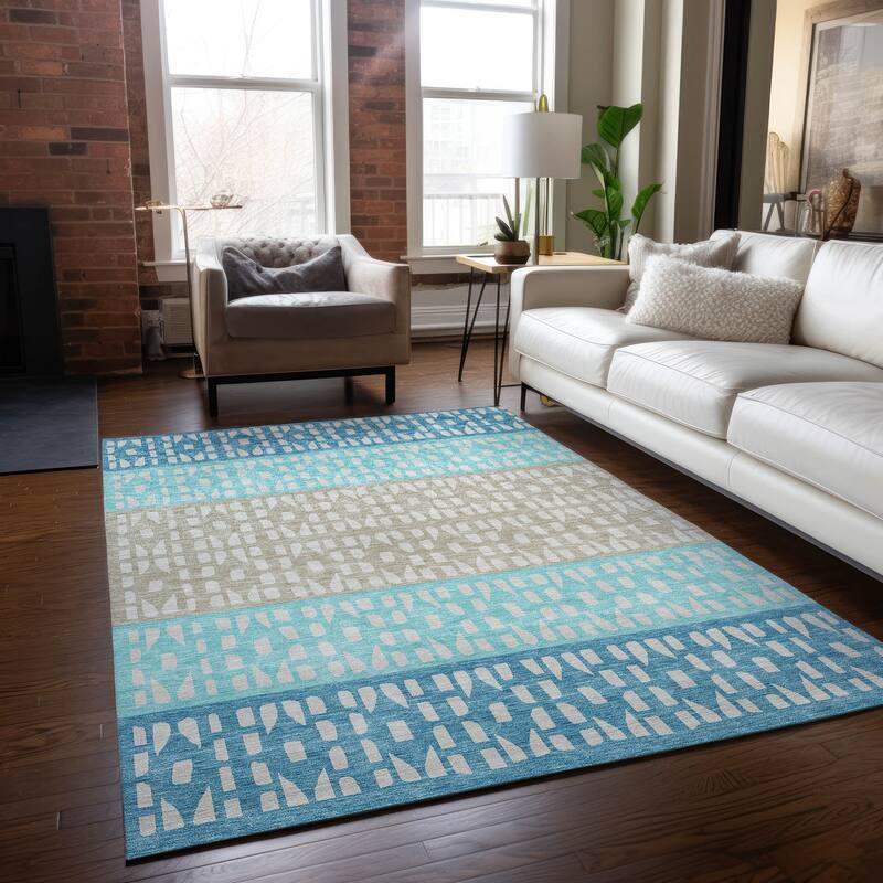 Machine Washable Indoor/ Outdoor Stripe Geo Chantille Rug