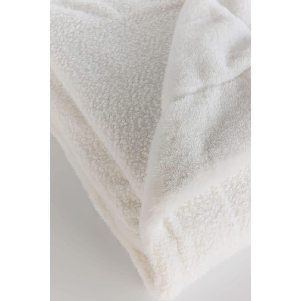 Jennifer Adams Chunky Boucle Throw Blanket