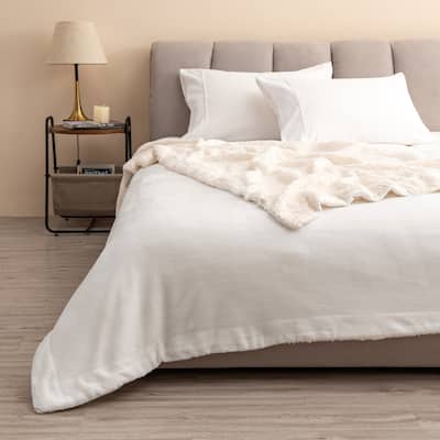 Linery & Co. Velvet Plush Reversible Sherpa Throw Blanket
