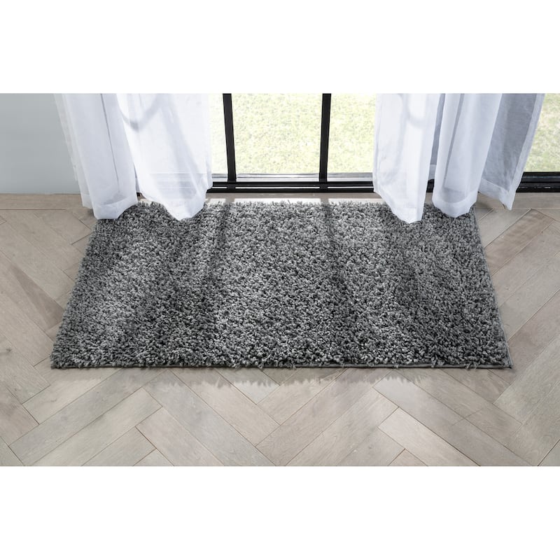 Well Woven Elle Basics Emerson Plain Shag Area Rug