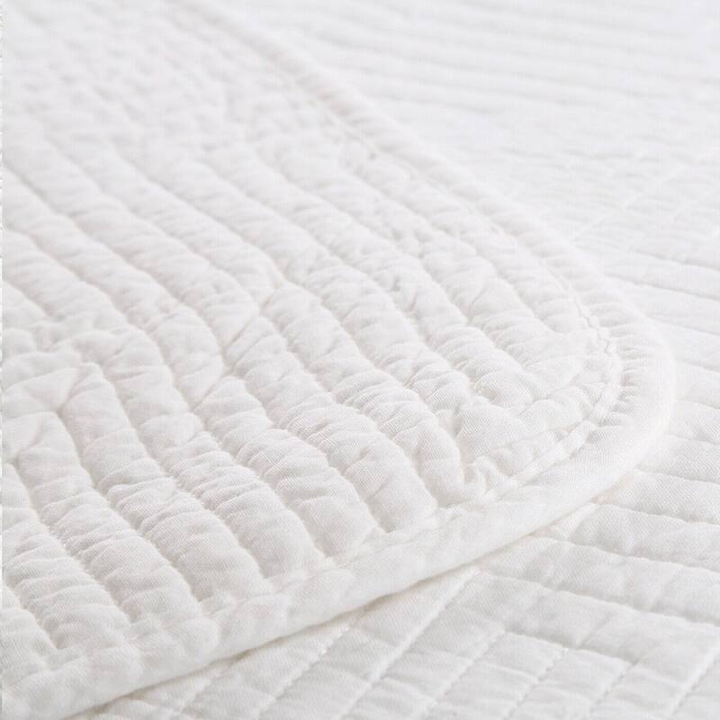 Full/Queen Reversible Cotton Quilt Set White - Bed Bath & Beyond - 39050790
