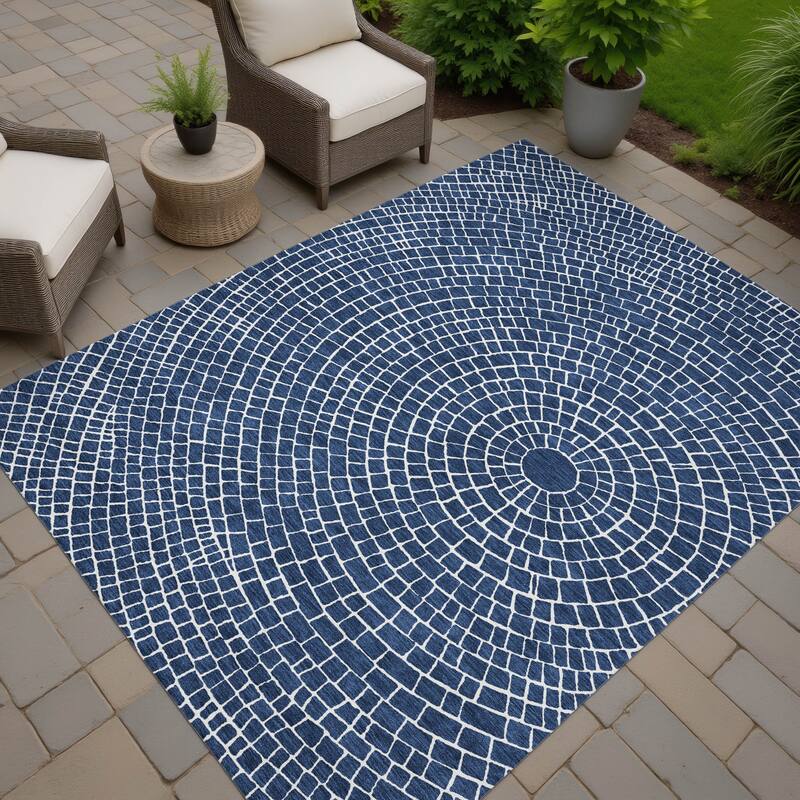 Machine Washable Indoor/ Outdoor Modern Gravity Chantille Rug