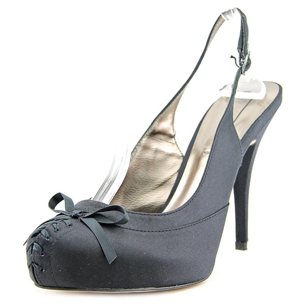 bcbgmaxazria heel shoes