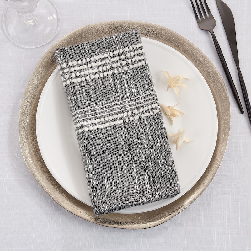 Table Napkins With Striped Design (Set of 4)