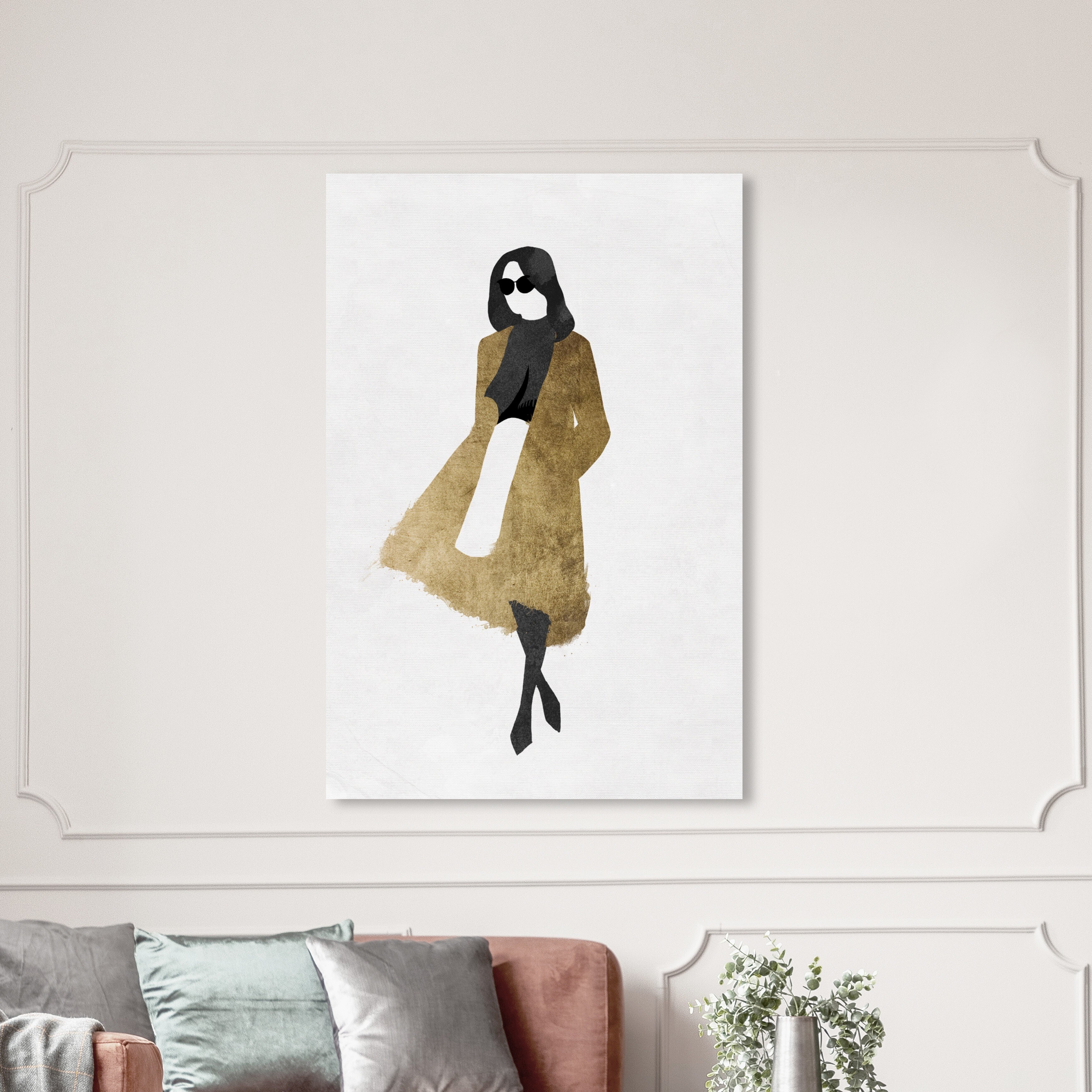 gold and black outfits for ladies