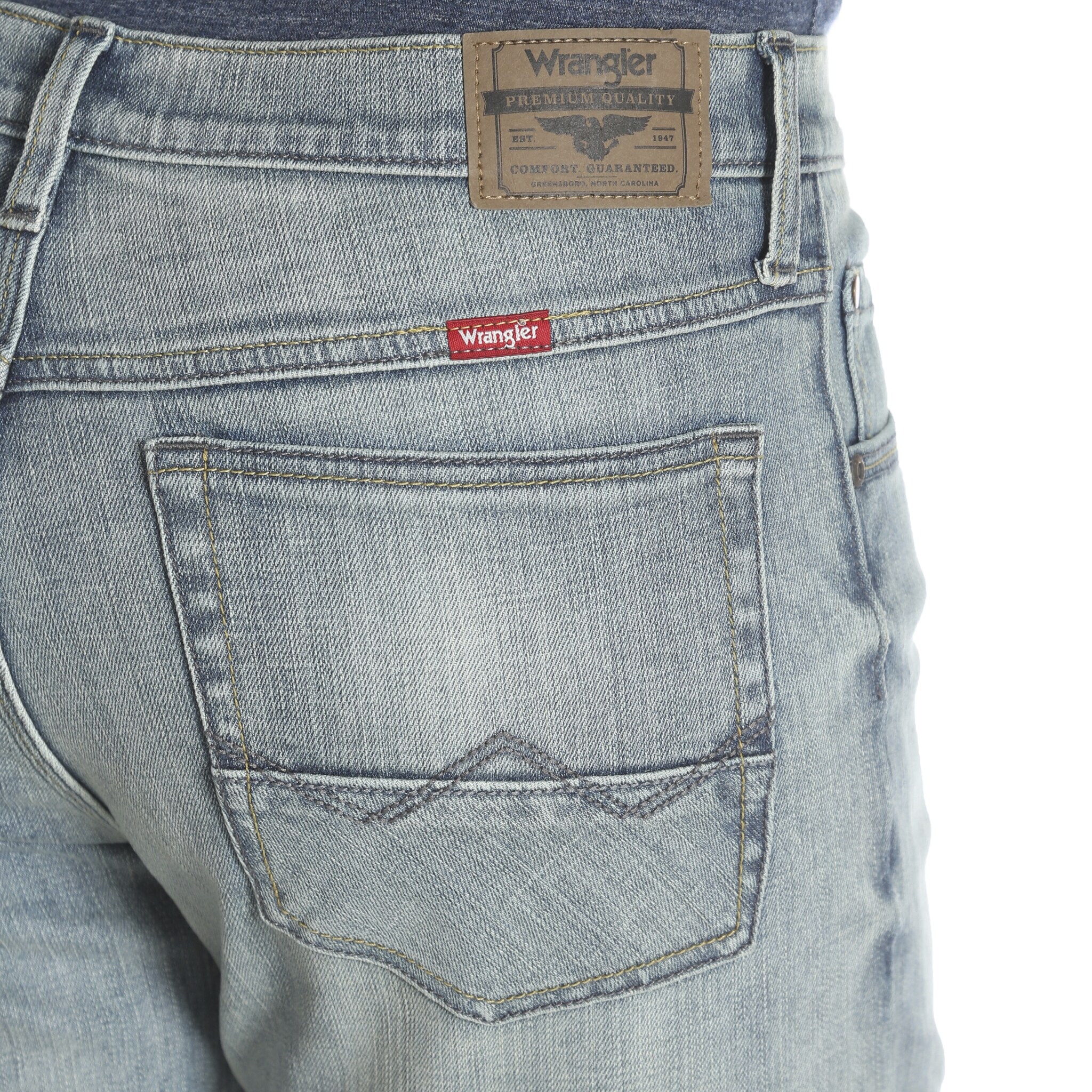 wrangler men's stretch jeans