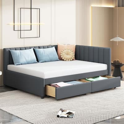 Gray Upholstered Platform Bed with Tufted Headboard and Strong Support