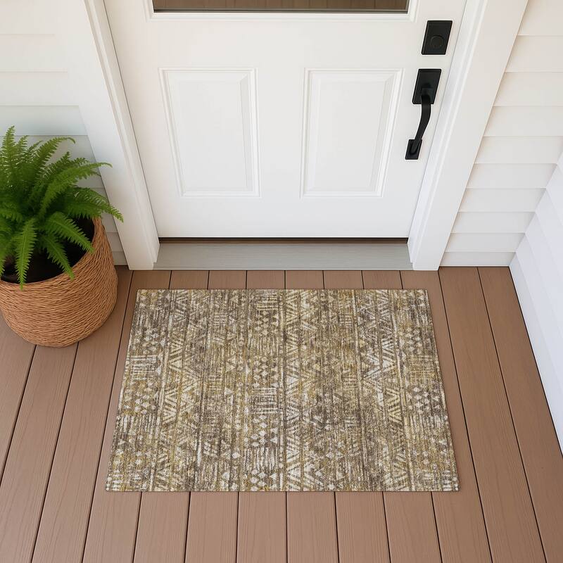 Machine Washable Indoor/ Outdoor Global Jara Chantille Rug - Chocolate - 1'8" x 2'6"