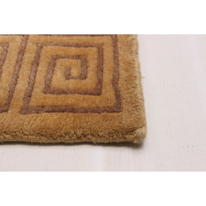 ECARPETGALLERY Hand-knotted Opulence Tan Wool Rug - 3'10 x 5'9
