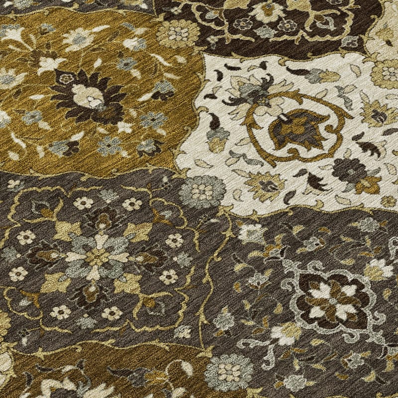Machine Washable Indoor/ Outdoor Traditional Panel Chantille Rug