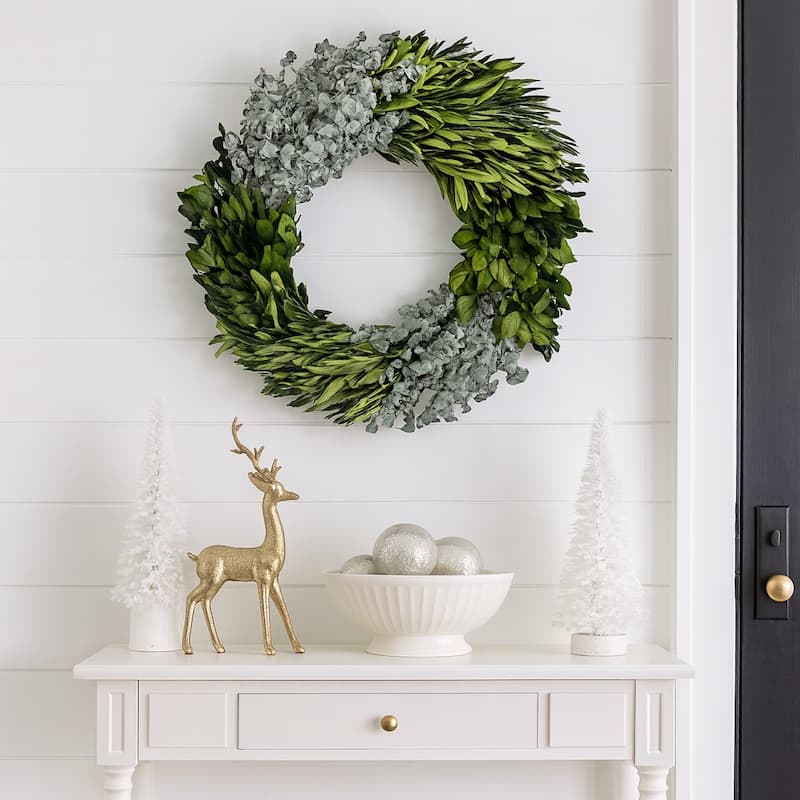 Preserved Decorative Dried Real Eucalyptus and Boxwood Wreath 21 Inch - Green