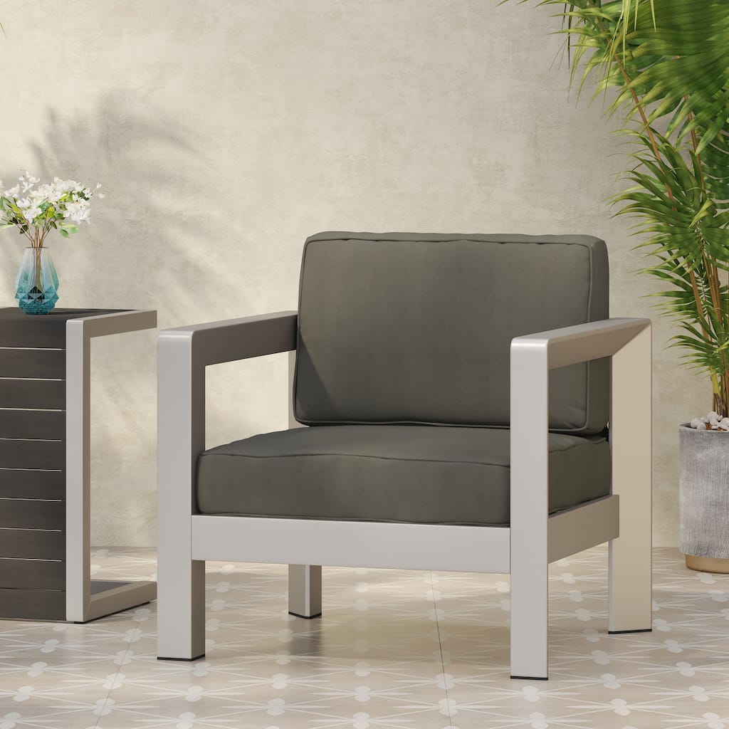 Outdoor Club Chair for Ultimate Comfort and Style