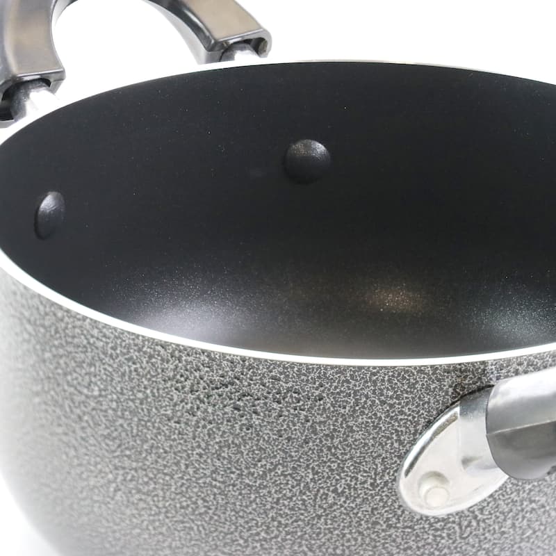 4 Quart Aluminum Dutch Oven with Lid in Gray - Bed Bath & Beyond - 37451868