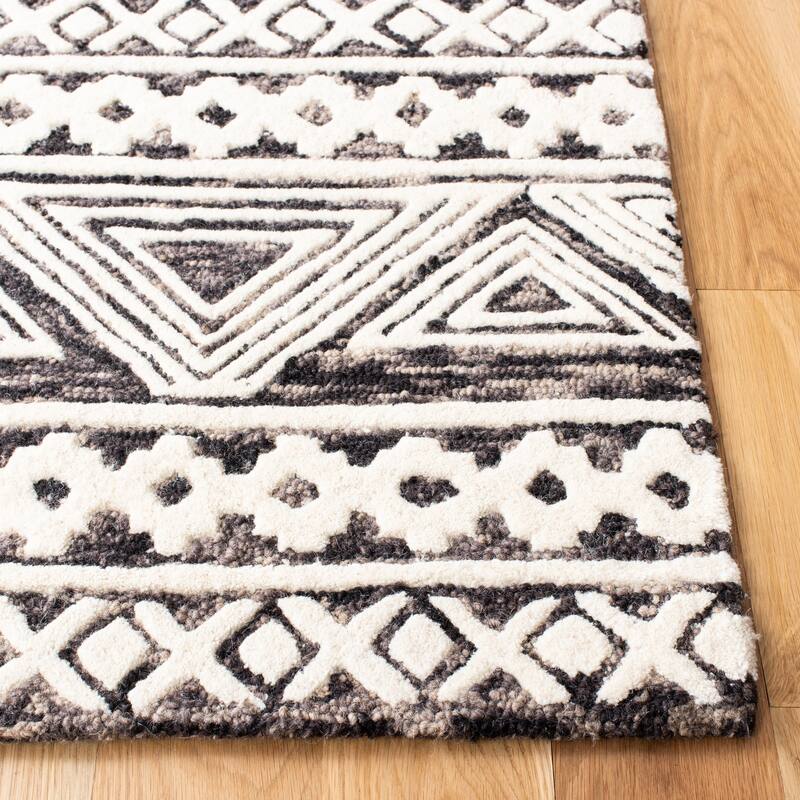 SAFAVIEH Handmade Abstract Kama Modern Moroccan Wool Rug