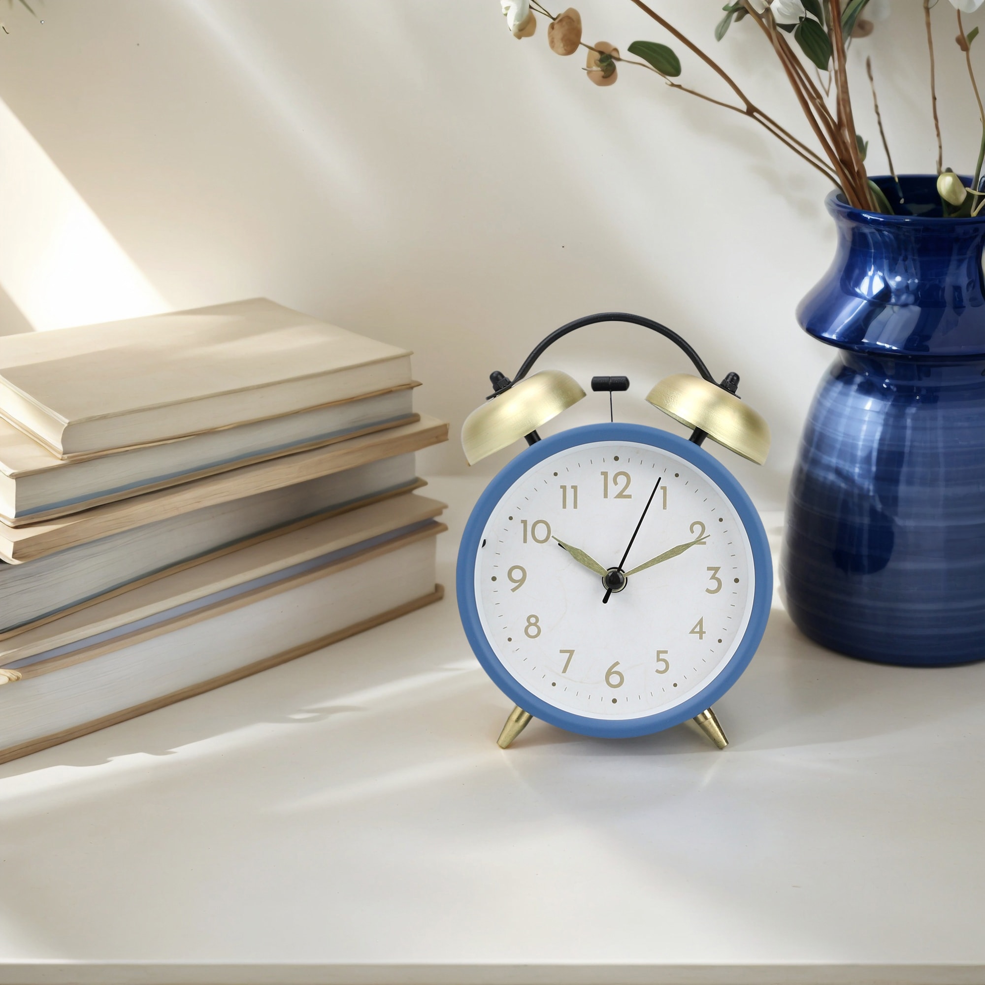 Minimalist Style Alarm Clock, Durable Metal Casing, Loud Alarms, Ideal for Heavy Sleepers 3.8"Lx2.2"Wx5.3"H