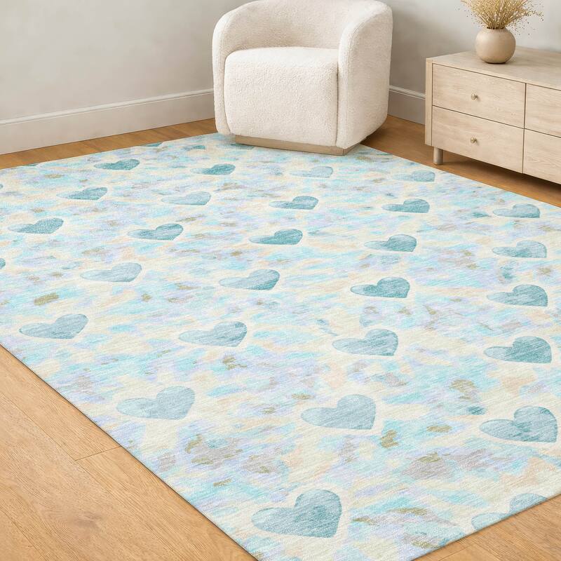 Machine Washable Indoor/ Outdoor Modern Hearts Chantille Rug