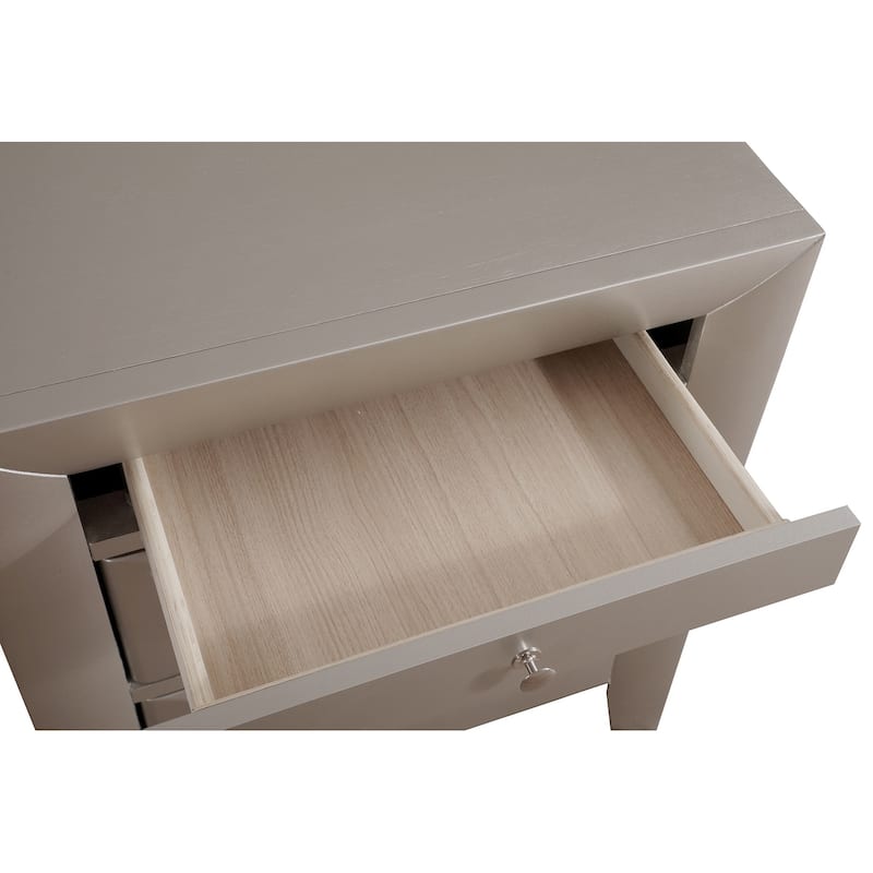 Wooden Nightstand with 3-Dovetailed Drawers - 28" - Silver