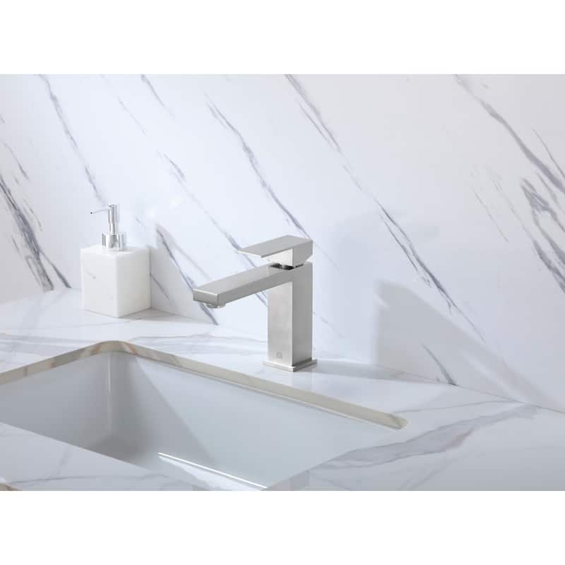 Elegant Lighting FAV-1001 Jakob 1.5 GPM Single Hole Bathroom Faucet