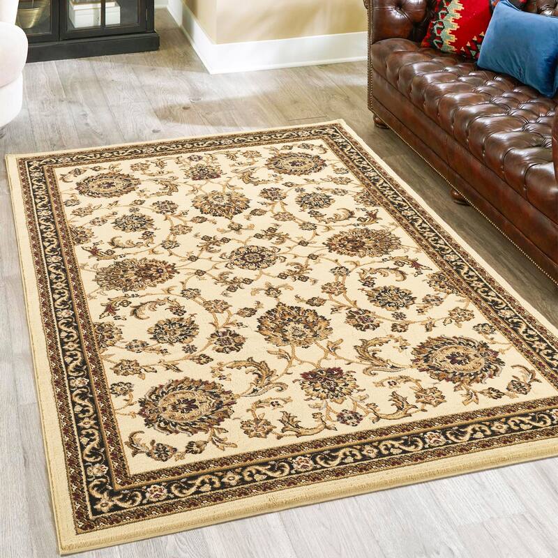 Classic Area Rug - 6' x 7'