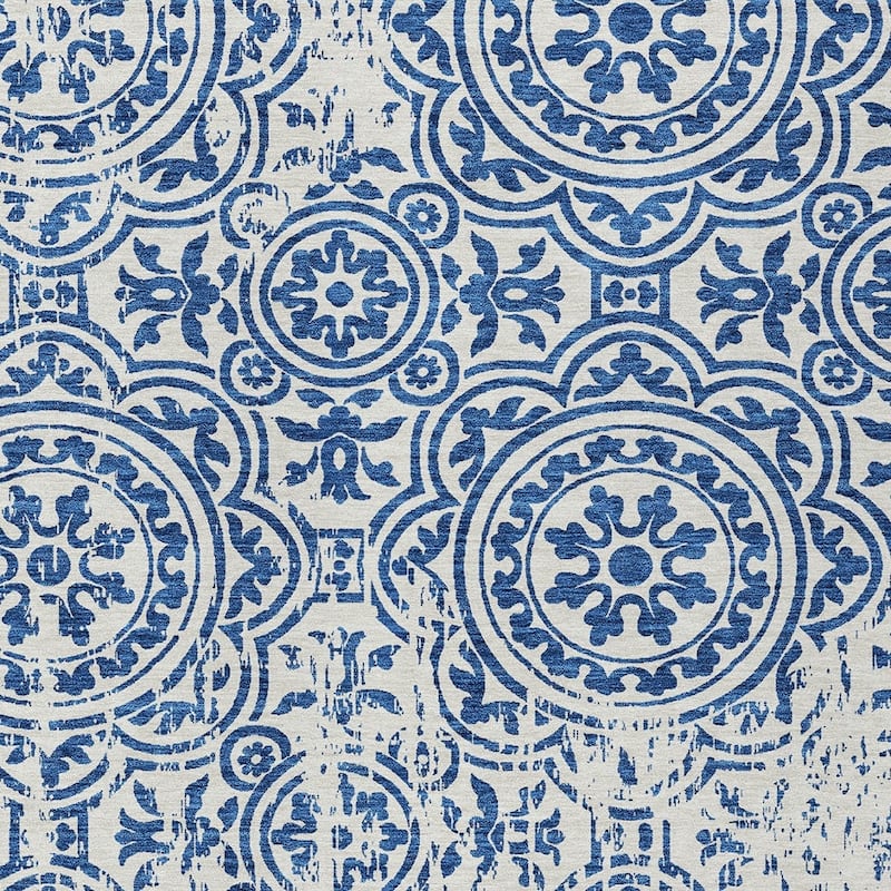 HomeRoots Medallion Transitional Rectangle Outdoor Rug
