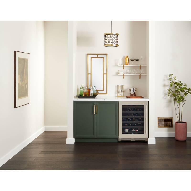 Landmark L3124UI1WGLH 24" Wide 45 Bottle Capacity Single Zone Wine