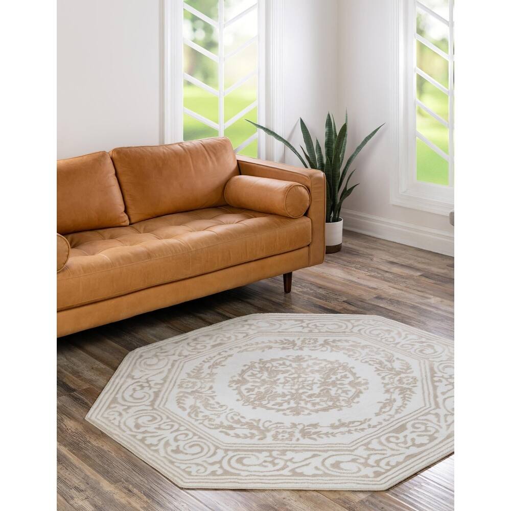 Traditional Wralvale Collection Area Rug