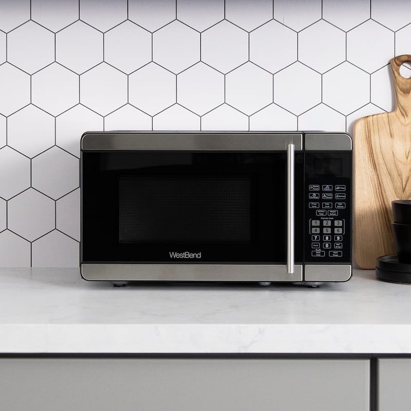 West Bend 0.7 cu. ft. Microwave Oven