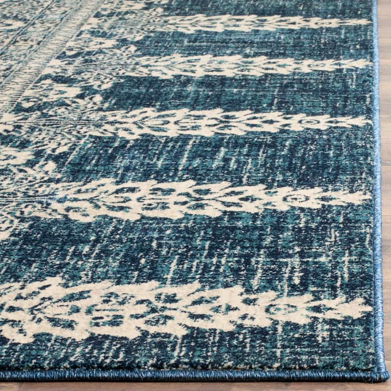 SAFAVIEH Evoke Gelinda Vintage Boho Rug