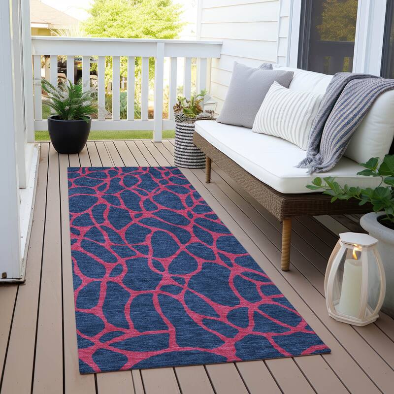 Machine Washable Indoor/ Outdoor Contemporary Chantille Rug - Navy - 2'3" x 7'6"