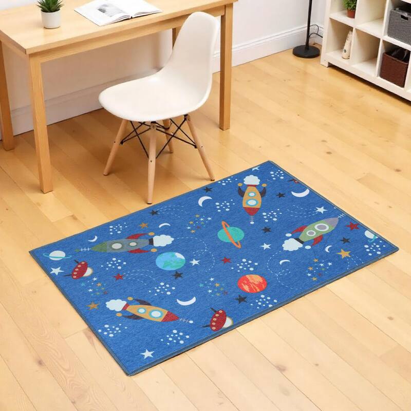 Superior Lil' Flyer Spaceship Non-Slip Kids Indoor Washable Area Rug - 2' x 3'