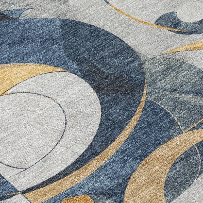 Machine Washable Indoor/Outdoor Geometric Flair Chantille Rug