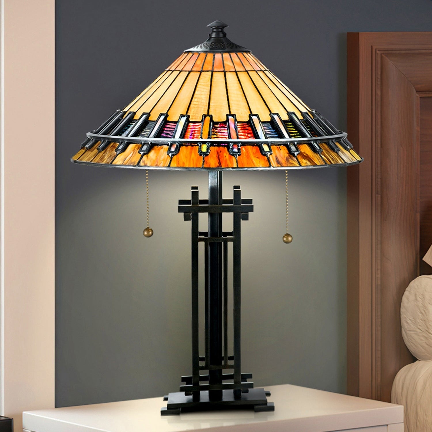 Luxury Old World Tiffany Table Lamp, 22.5