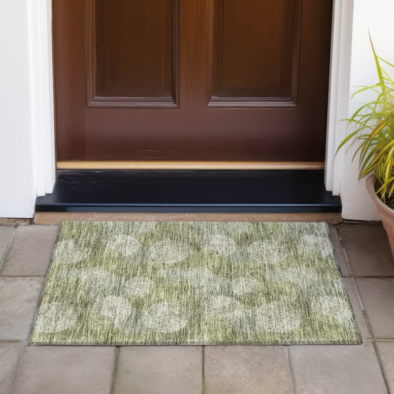 Machine Washable Indoor/ Outdoor Boho Sphere Chantille Rug - Green - 1'8" x 2'6"