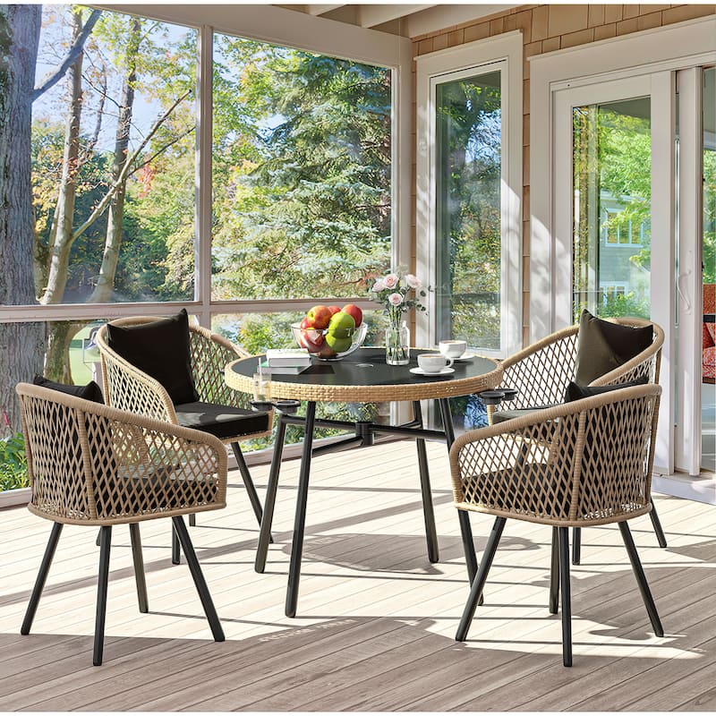 Round 4 - Person Outdoor Dining Set