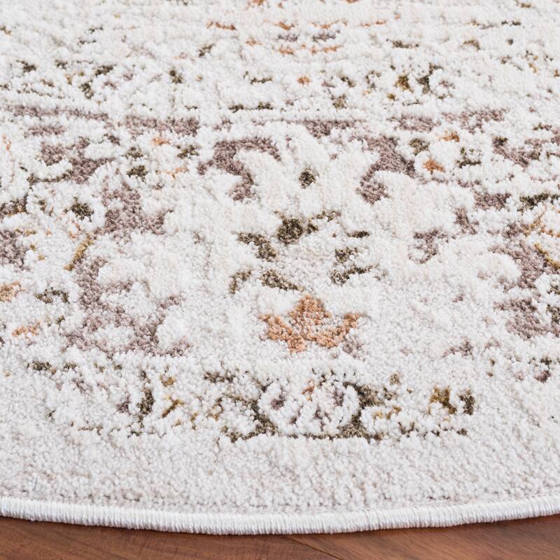 SAFAVIEH Leonette Saaskia Vintage Distressed Rug