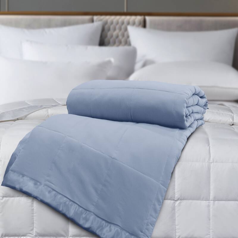Solid Colored Microfiber Down Alternative Blanket
