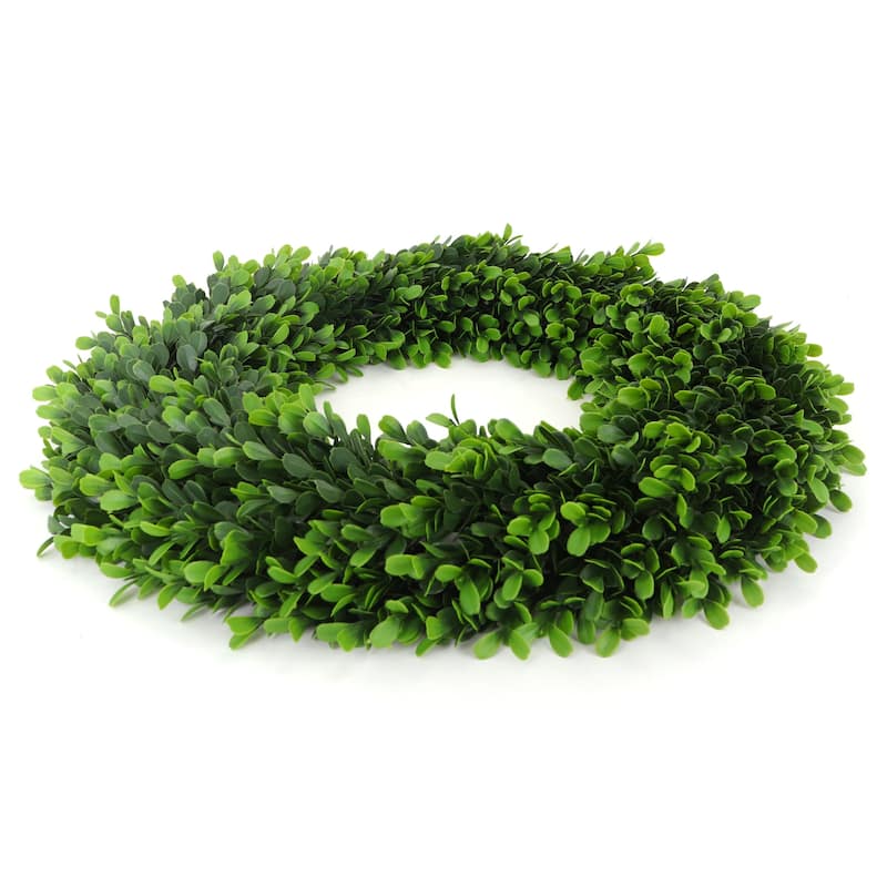Soft Touch Holly Wreath
