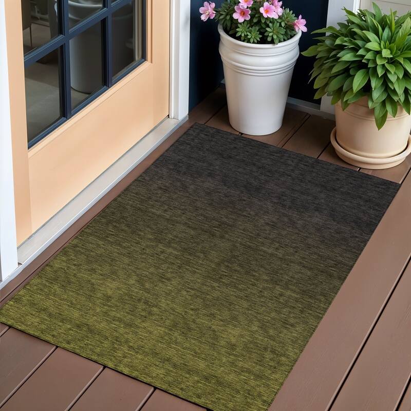 HomeRoots Abstract Transitional Rectangle Outdoor Rug - 3' x 5'