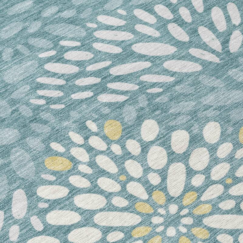 Machine Washable Indoor/ Outdoor Modern Genoa Chantille Rug