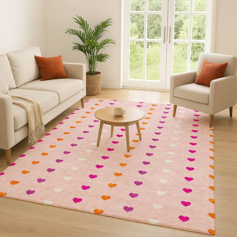 Machine Washable Indoor/ Outdoor Modern Hearts Chantille Rug