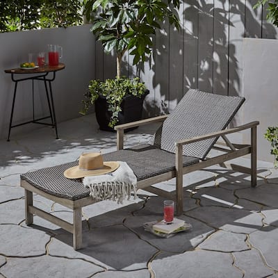 Outdoor Solid Wood Frame Wicker Seat Recliner with Armrests